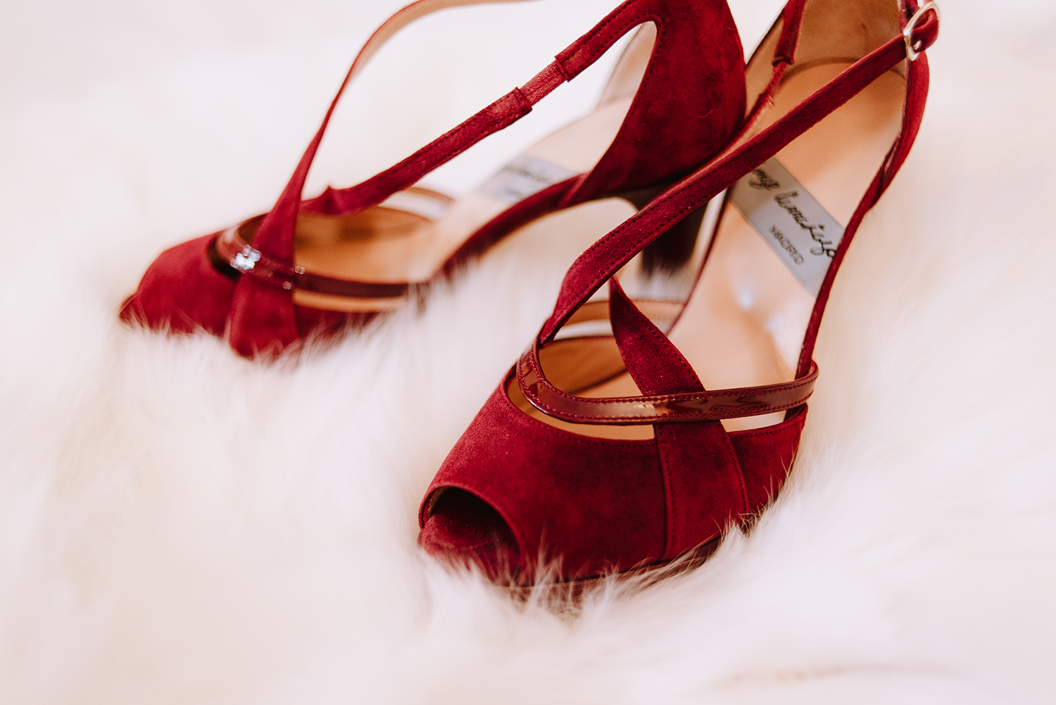 zapatos rojos plataforma