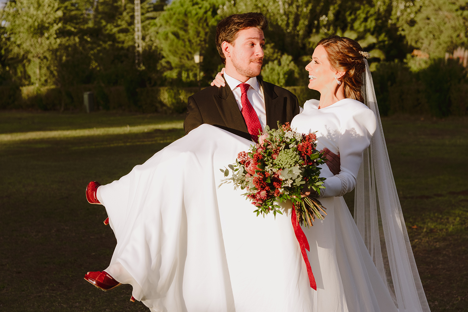 wedding red shoes