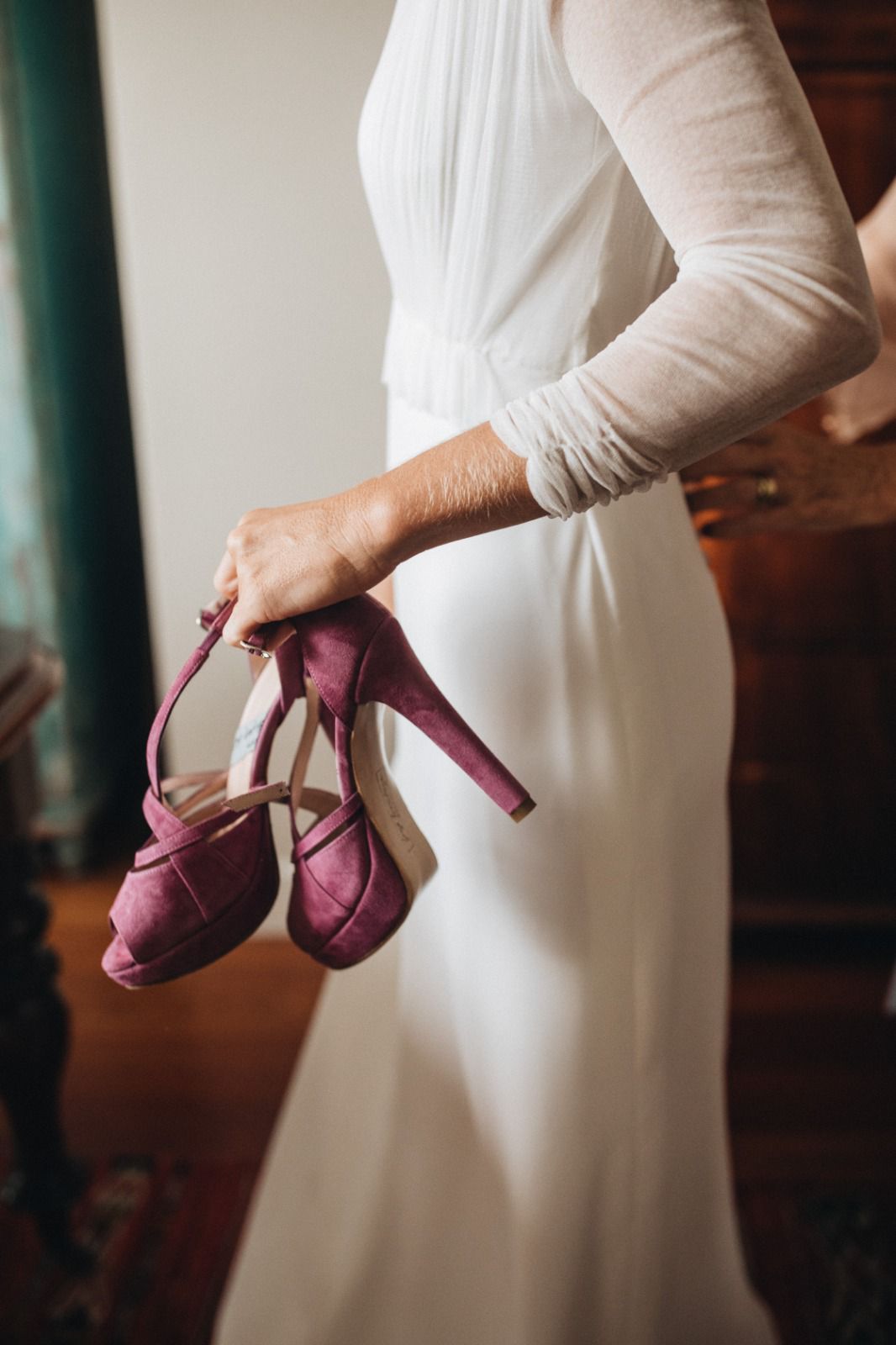 zapatos morados novia