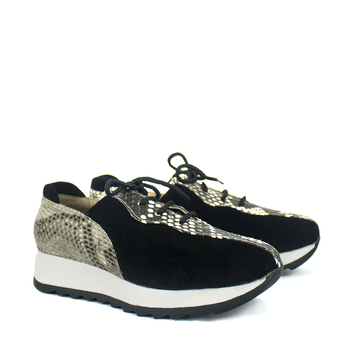 deportivas de lujo en ante y piel de serpiente con plataforma blanca