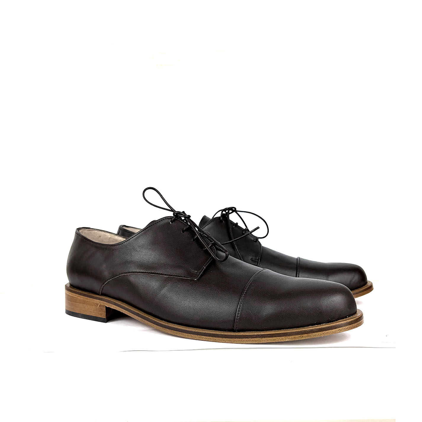 zapatos derby artesanales hechos a mano en españa