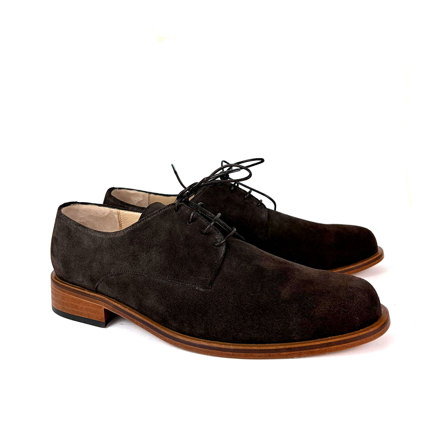 zapatos marrones en nubuck de caballero